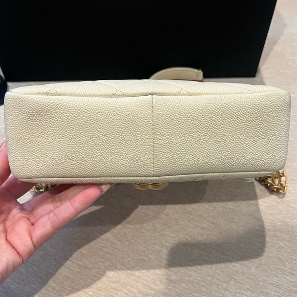 Chanel Single Flap Melody Bag 2021 chipped bag iridescent caviar cream GHW - Picture 12 of 17